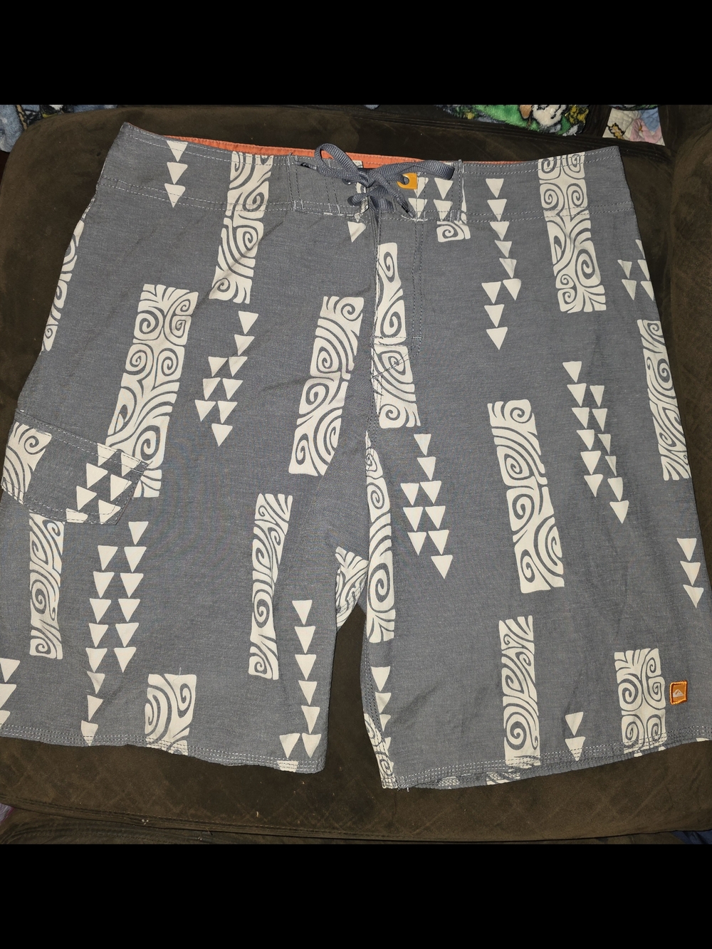 Quiksilver Blue Gray Geometric Print Men’s Board Shorts